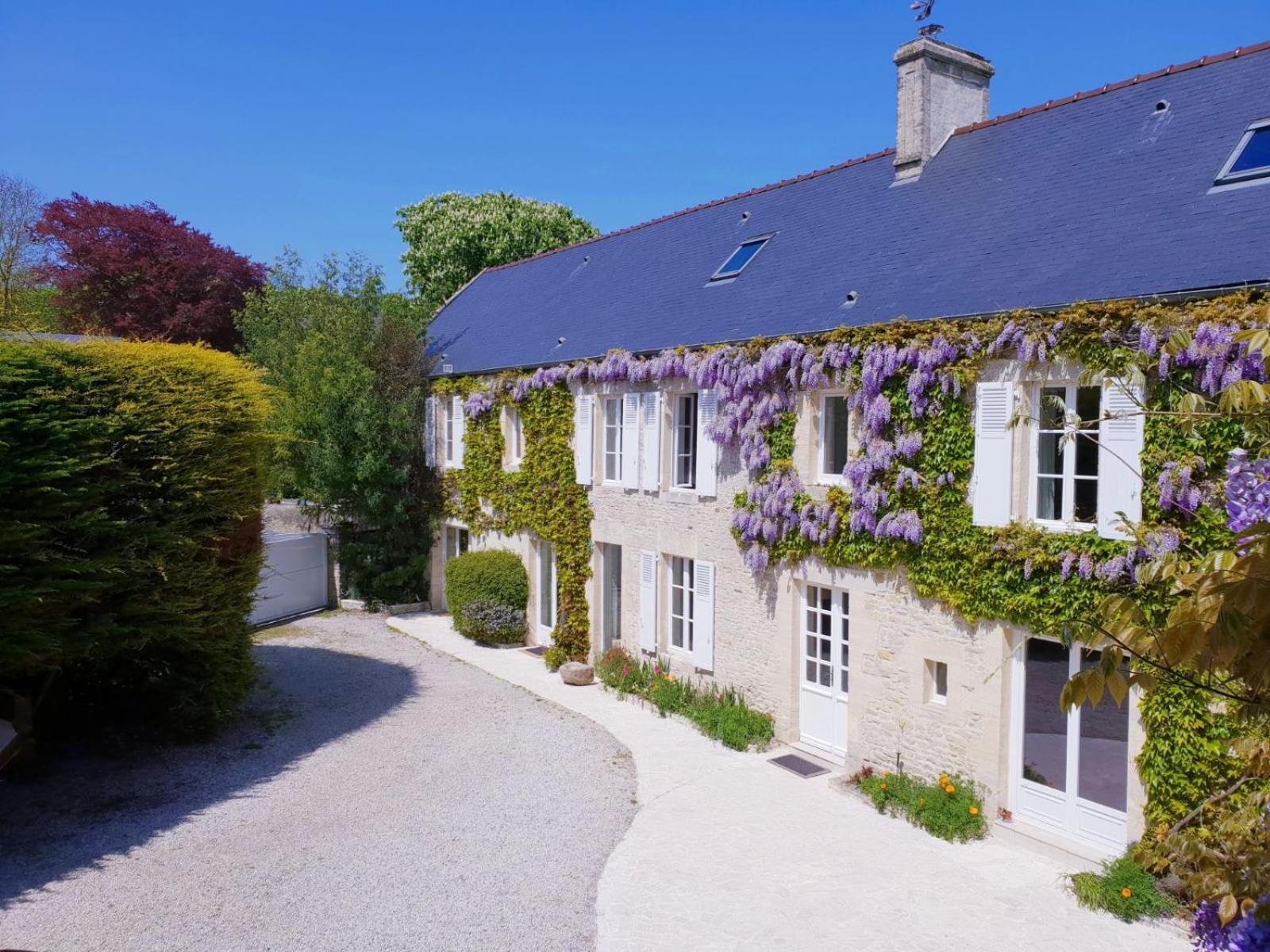 Vila Liz'A Logis De Charme Saint-Côme-de-Fresné Exteriér fotografie
