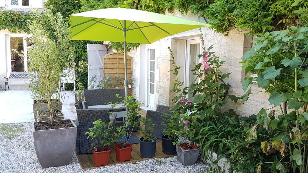 Vila Liz'A Logis De Charme Saint-Côme-de-Fresné Exteriér fotografie